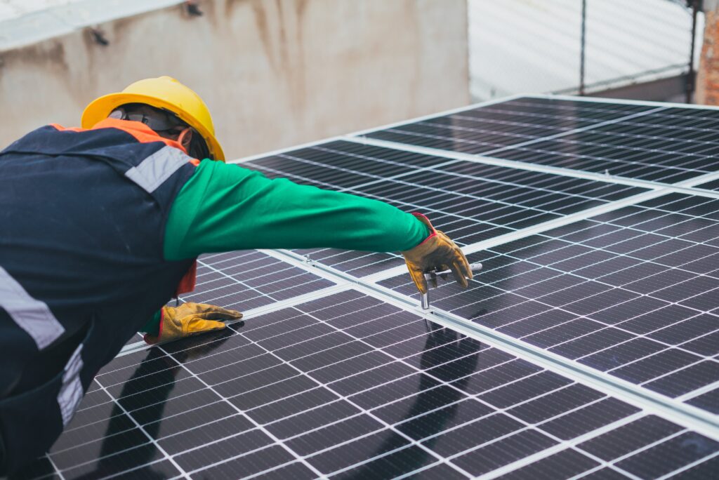 Installing A Nеw Solar Panеl Systеm